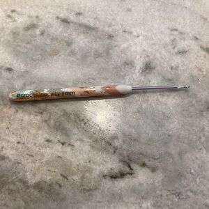 3mm Crochet Hook with Multicolor Handle and Gold Accents